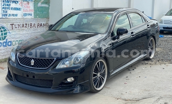 Buy Import Toyota Crown Black Car in Dar es Salaam in Dar es Salaam Buy Import Toyota Crown Black Car in Dar es Salaam in Dar es Salaam