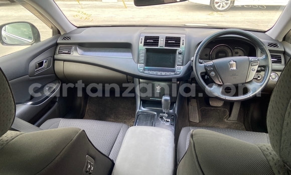 Buy Import Toyota Crown Black Car in Dar es Salaam in Dar es Salaam Buy Import Toyota Crown Black Car in Dar es Salaam in Dar es Salaam
