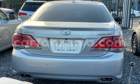 Buy Import Toyota Crown Silver Car in Dar es Salaam in Dar es Salaam Buy Import Toyota Crown Silver Car in Dar es Salaam in Dar es Salaam
