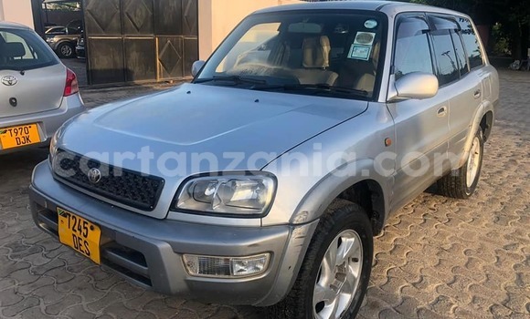 Buy Used Toyota RAV4 Silver Car in Dar es Salaam in Dar es Salaam Buy Used Toyota RAV4 Silver Car in Dar es Salaam in Dar es Salaam