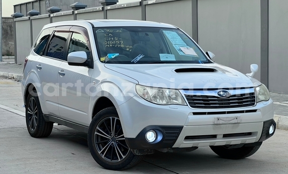 Nunua Imported Subaru Forester Nyeupe Gari ndani ya Dar es Salaam nchini Dar es Salaam Nunua Imported Subaru Forester Nyeupe Gari ndani ya Dar es Salaam nchini Dar es Salaam
