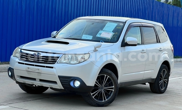 Nunua Imported Subaru Forester Nyeupe Gari ndani ya Dar es Salaam nchini Dar es Salaam Nunua Imported Subaru Forester Nyeupe Gari ndani ya Dar es Salaam nchini Dar es Salaam