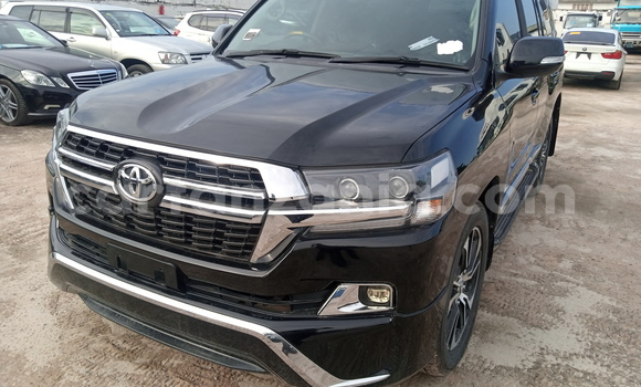 Buy Used Toyota Land Cruiser Black Car in Dar es Salaam in Dar es Salaam