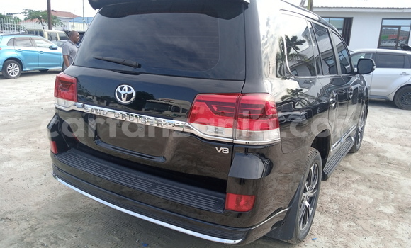 Buy Used Toyota Land Cruiser Black Car in Dar es Salaam in Dar es Salaam Buy Used Toyota Land Cruiser Black Car in Dar es Salaam in Dar es Salaam