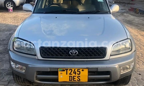 Buy Used Toyota RAV4 Silver Car in Dar es Salaam in Dar es Salaam Buy Used Toyota RAV4 Silver Car in Dar es Salaam in Dar es Salaam