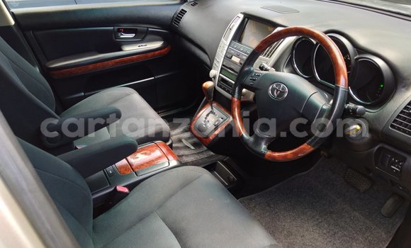 Buy Import Toyota Harrier Silver Car in Dar es Salaam in Dar es Salaam Buy Import Toyota Harrier Silver Car in Dar es Salaam in Dar es Salaam