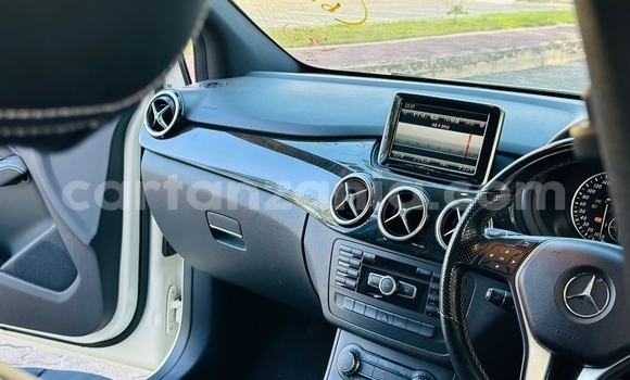 Nunua Imported Mercedes‒Benz B-klasse Nyeupe Gari ndani ya Dar es Salaam nchini Dar es Salaam Nunua Imported Mercedes‒Benz B-klasse Nyeupe Gari ndani ya Dar es Salaam nchini Dar es Salaam