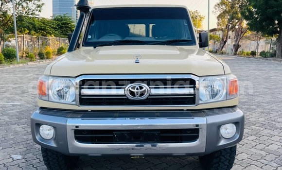Buy Used Toyota Land Cruiser Other Car in Dar es Salaam in Dar es Salaam