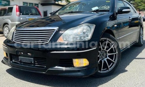 Buy Import Toyota Crown Black Car in Dar es Salaam in Dar es Salaam