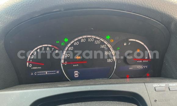 Nunua Imported Toyota Crown Nyeusi Gari ndani ya Dar es Salaam nchini Dar es Salaam Nunua Imported Toyota Crown Nyeusi Gari ndani ya Dar es Salaam nchini Dar es Salaam