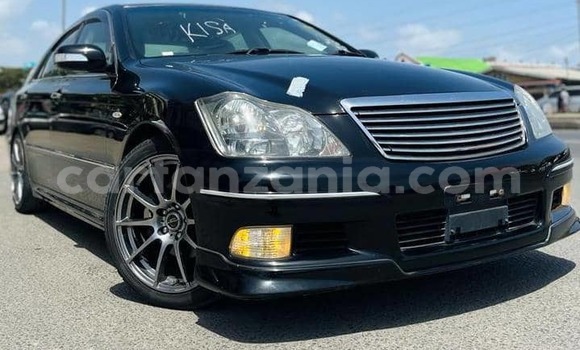 Nunua Imported Toyota Crown Nyeusi Gari ndani ya Dar es Salaam nchini Dar es Salaam Nunua Imported Toyota Crown Nyeusi Gari ndani ya Dar es Salaam nchini Dar es Salaam