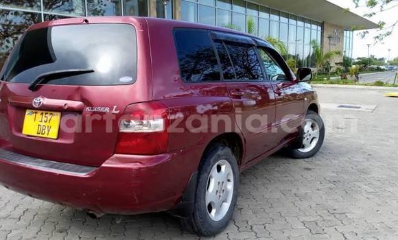 Buy Used Toyota Kluger Red Car in Dar es Salaam in Dar es Salaam Buy Used Toyota Kluger Red Car in Dar es Salaam in Dar es Salaam