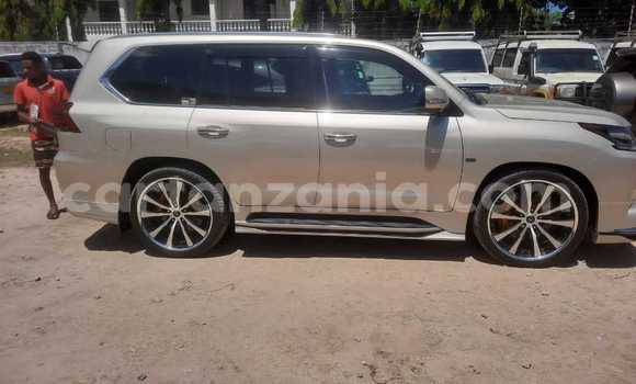 Nunua Imported Toyota Land Cruiser Nyingine Gari ndani ya Dar es Salaam nchini Dar es Salaam Nunua Imported Toyota Land Cruiser Nyingine Gari ndani ya Dar es Salaam nchini Dar es Salaam