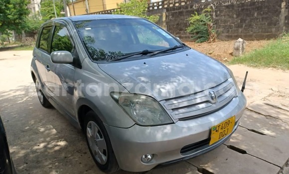 Nunua Ilio tumika Toyota IST Fedha Gari ndani ya Dar es Salaam nchini Dar es Salaam Nunua Ilio tumika Toyota IST Fedha Gari ndani ya Dar es Salaam nchini Dar es Salaam