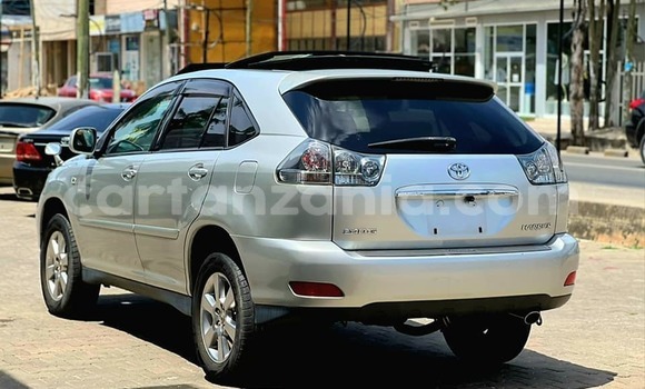 Buy Used Toyota Harrier Silver Car in Dar es Salaam in Dar es Salaam Buy Used Toyota Harrier Silver Car in Dar es Salaam in Dar es Salaam
