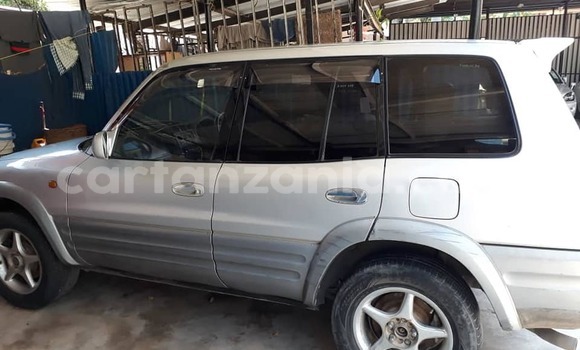 Buy Used Toyota RAV4 Silver Car in Dar es Salaam in Dar es Salaam Buy Used Toyota RAV4 Silver Car in Dar es Salaam in Dar es Salaam
