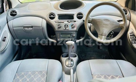 Nunua Ilio tumika Toyota Vitz Nyingine Gari ndani ya Dar es Salaam nchini Dar es Salaam Nunua Ilio tumika Toyota Vitz Nyingine Gari ndani ya Dar es Salaam nchini Dar es Salaam