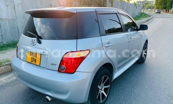 Buy Used Toyota IST Silver Car in Dar es Salaam in Dar es Salaam Buy Used Toyota IST Silver Car in Dar es Salaam in Dar es Salaam