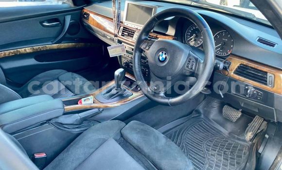 Nunua Ilio tumika BMW 3–Series Nyeupe Gari ndani ya Dar es Salaam nchini Dar es Salaam Nunua Ilio tumika BMW 3–Series Nyeupe Gari ndani ya Dar es Salaam nchini Dar es Salaam