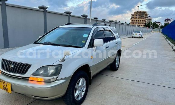 Buy Used Toyota Harrier White Car in Dar es Salaam in Dar es Salaam Buy Used Toyota Harrier White Car in Dar es Salaam in Dar es Salaam