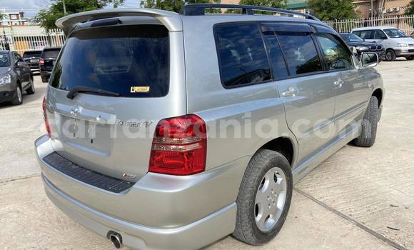 Buy Import Toyota Kluger Silver Car in Dar es Salaam in Dar es Salaam Buy Import Toyota Kluger Silver Car in Dar es Salaam in Dar es Salaam