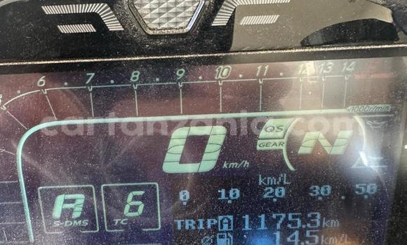 Buy Used Suzuki GSXR Blue Bike in Arusha in Arusha Buy Used Suzuki GSXR Blue Bike in Arusha in Arusha