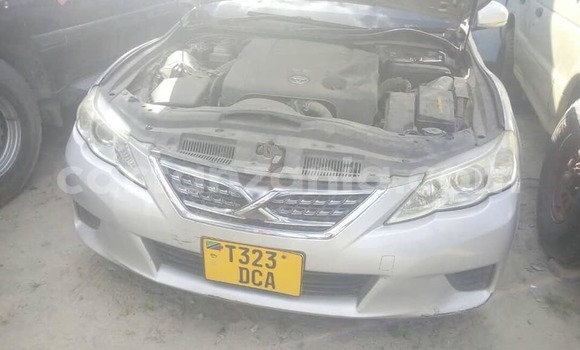 Buy Used Toyota Mark X Silver Car in Dar es Salaam in Dar es Salaam Buy Used Toyota Mark X Silver Car in Dar es Salaam in Dar es Salaam