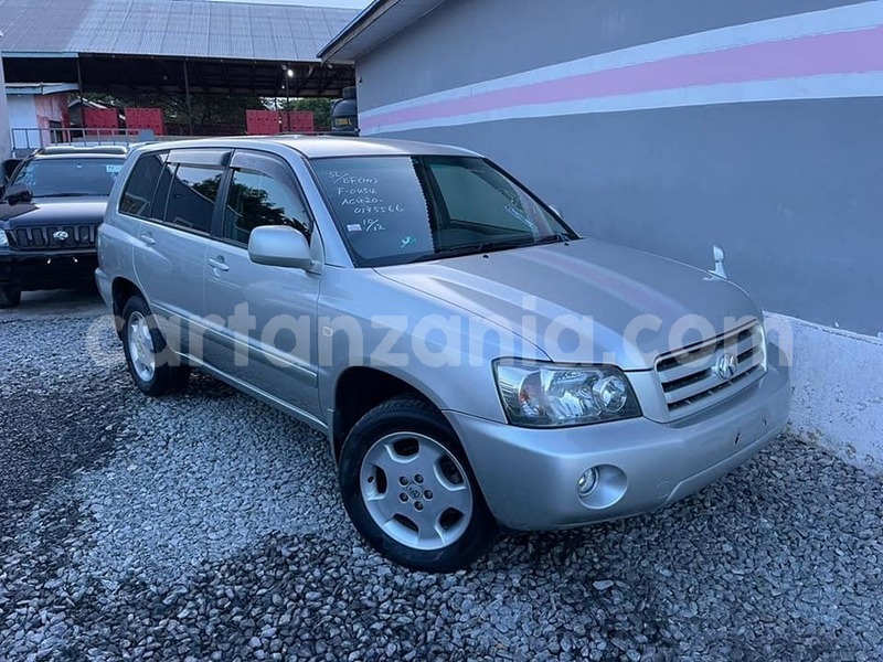 Big with watermark toyota kluger dar es salaam dar es salaam 17518