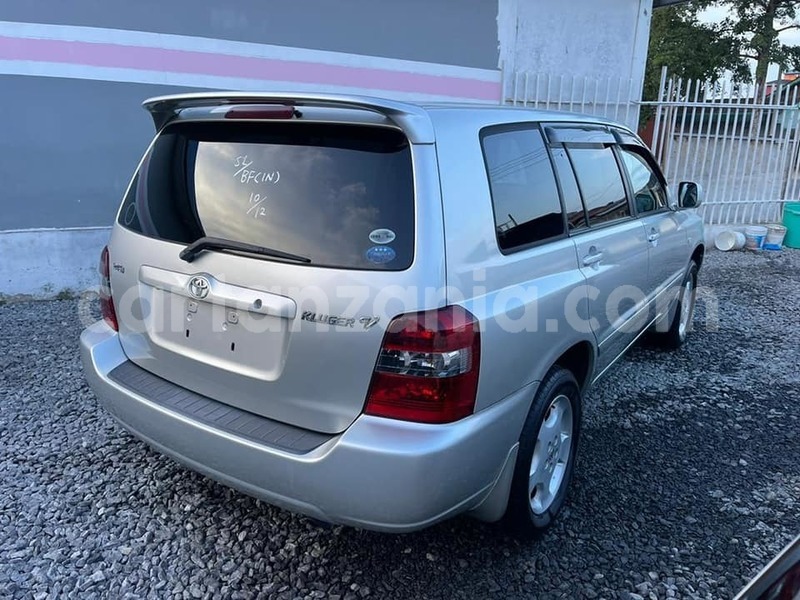 Big with watermark toyota kluger dar es salaam dar es salaam 17518