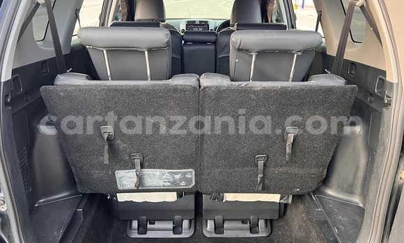 Nunua Ilio tumika Toyota Vanguard Nyeusi Gari ndani ya Dar es Salaam nchini Dar es Salaam Nunua Ilio tumika Toyota Vanguard Nyeusi Gari ndani ya Dar es Salaam nchini Dar es Salaam