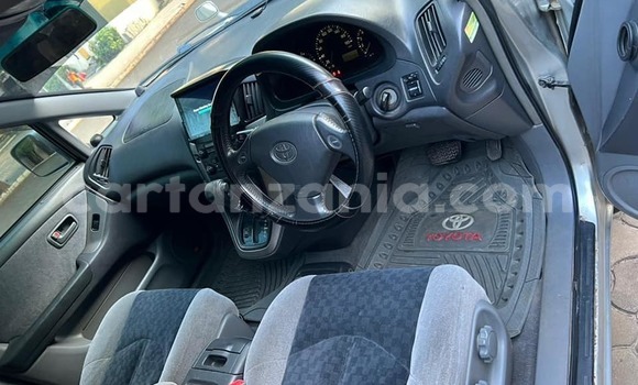 Nunua Ilio tumika Toyota Harrier Fedha Gari ndani ya Dar es Salaam nchini Dar es Salaam Nunua Ilio tumika Toyota Harrier Fedha Gari ndani ya Dar es Salaam nchini Dar es Salaam