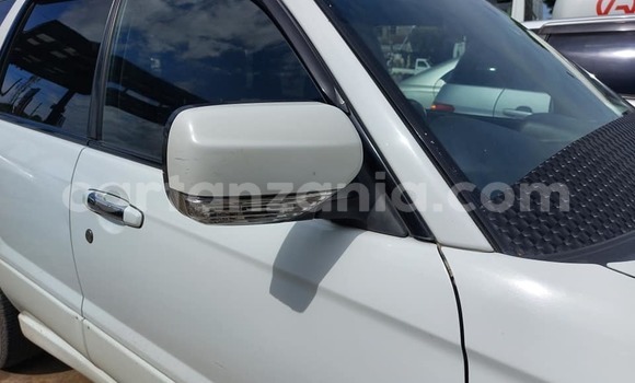 Nunua Ilio tumika Subaru Forester Nyeupe Gari ndani ya Dar es Salaam nchini Dar es Salaam Nunua Ilio tumika Subaru Forester Nyeupe Gari ndani ya Dar es Salaam nchini Dar es Salaam