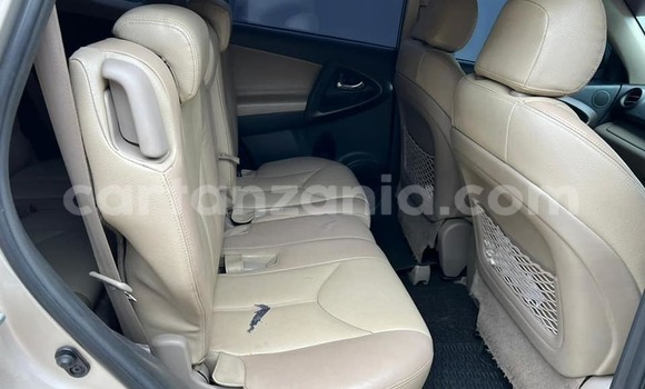 Nunua Ilio tumika Toyota Vanguard Brown Gari ndani ya Dar es Salaam nchini Dar es Salaam Nunua Ilio tumika Toyota Vanguard Brown Gari ndani ya Dar es Salaam nchini Dar es Salaam