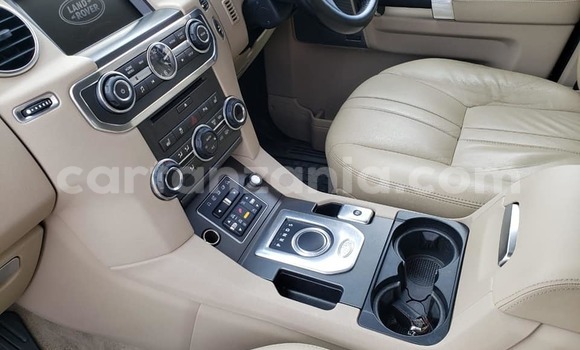 Nunua Ilio tumika Land Rover Discovery Nyeupe Gari ndani ya Dar es Salaam nchini Dar es Salaam Nunua Ilio tumika Land Rover Discovery Nyeupe Gari ndani ya Dar es Salaam nchini Dar es Salaam