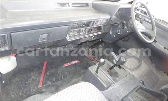 Buy Import Toyota Town Ace Silver Car in Dar es Salaam in Dar es Salaam Buy Import Toyota Town Ace Silver Car in Dar es Salaam in Dar es Salaam