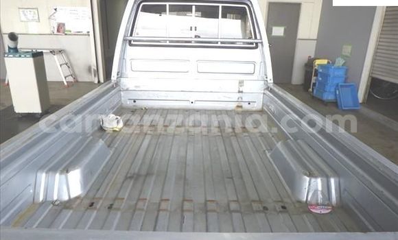 Buy Import Toyota Town Ace Silver Car in Dar es Salaam in Dar es Salaam Buy Import Toyota Town Ace Silver Car in Dar es Salaam in Dar es Salaam