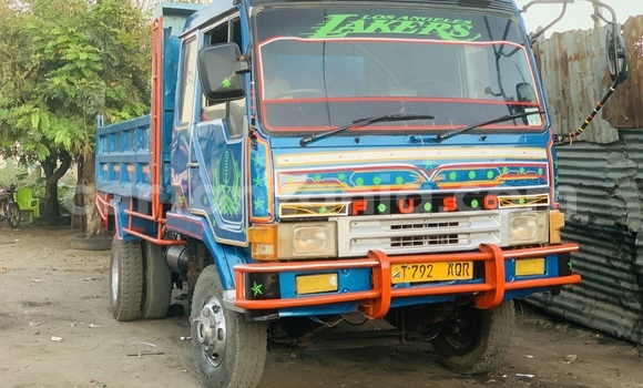 Buy Used Mitsubishi Fuso Fighter Blue Truck in Tanga in Tanga Buy Used Mitsubishi Fuso Fighter Blue Truck in Tanga in Tanga