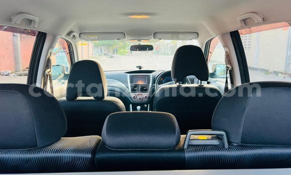 Nunua Imported Subaru Forester Nyeusi Gari ndani ya Dar es Salaam nchini Dar es Salaam Nunua Imported Subaru Forester Nyeusi Gari ndani ya Dar es Salaam nchini Dar es Salaam