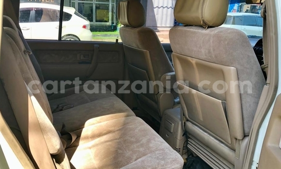 Buy Used Isuzu Bighorn White Car in Dar es Salaam in Dar es Salaam Buy Used Isuzu Bighorn White Car in Dar es Salaam in Dar es Salaam