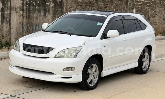 Buy Used Toyota Harrier White Car in Dar es Salaam in Dar es Salaam