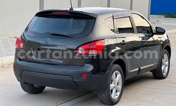 Nunua Ilio tumika Nissan Dualis Nyeusi Gari ndani ya Dar es Salaam nchini Dar es Salaam Nunua Ilio tumika Nissan Dualis Nyeusi Gari ndani ya Dar es Salaam nchini Dar es Salaam