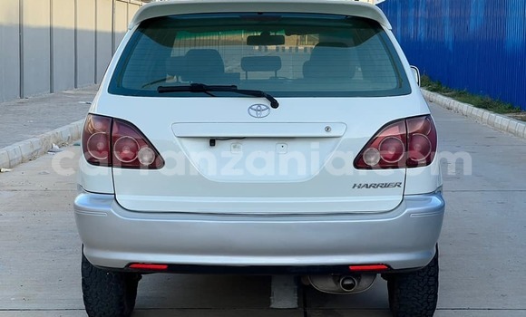 Nunua Ilio tumika Toyota Harrier Nyeupe Gari ndani ya Dar es Salaam nchini Dar es Salaam Nunua Ilio tumika Toyota Harrier Nyeupe Gari ndani ya Dar es Salaam nchini Dar es Salaam