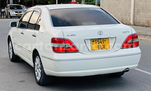 Nunua Ilio tumika Toyota Brevis Nyeupe Gari ndani ya Dar es Salaam nchini Dar es Salaam Nunua Ilio tumika Toyota Brevis Nyeupe Gari ndani ya Dar es Salaam nchini Dar es Salaam
