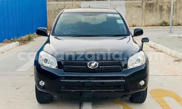 Nunua Ilio tumika Toyota RAV4 Nyeusi Gari ndani ya Dar es Salaam nchini Dar es Salaam Nunua Ilio tumika Toyota RAV4 Nyeusi Gari ndani ya Dar es Salaam nchini Dar es Salaam