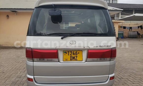Nunua Ilio tumika Toyota Regius Nyeupe Gari ndani ya Dar es Salaam nchini Dar es Salaam Nunua Ilio tumika Toyota Regius Nyeupe Gari ndani ya Dar es Salaam nchini Dar es Salaam