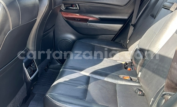 Buy Used Toyota Harrier Black Car in Dar es Salaam in Dar es Salaam Buy Used Toyota Harrier Black Car in Dar es Salaam in Dar es Salaam
