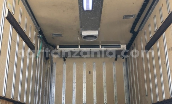 Nunua Mpya Mitsubishi Fuso Fighter Nyeupe Lori ndani ya Dar es Salaam nchini Dar es Salaam Nunua Mpya Mitsubishi Fuso Fighter Nyeupe Lori ndani ya Dar es Salaam nchini Dar es Salaam