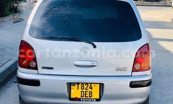 Buy Used Toyota Spacio Silver Car in Dar es Salaam in Dar es Salaam Buy Used Toyota Spacio Silver Car in Dar es Salaam in Dar es Salaam