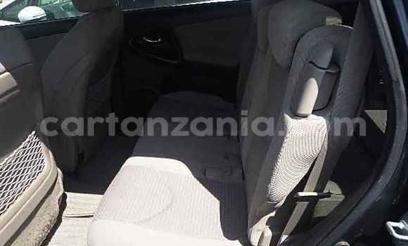 Nunua Ilio tumika Toyota Vanguard Nyeusi Gari ndani ya Dar es Salaam nchini Dar es Salaam Nunua Ilio tumika Toyota Vanguard Nyeusi Gari ndani ya Dar es Salaam nchini Dar es Salaam