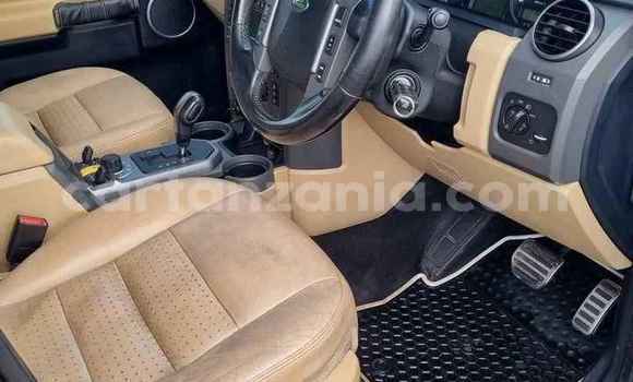 Nunua Ilio tumika Land Rover Discovery Nyeusi Gari ndani ya Dar es Salaam nchini Dar es Salaam Nunua Ilio tumika Land Rover Discovery Nyeusi Gari ndani ya Dar es Salaam nchini Dar es Salaam